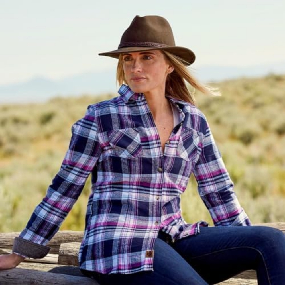 Legendary Whitetails Flannel Plaid Women's Size M Button Up Shirt Long Sleeve